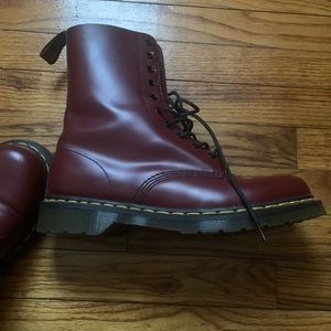 Size 11 Dr. Martens Burgandy 1490 boots.